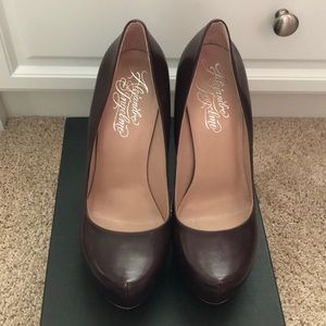 Alejandro ingelmo pumps
